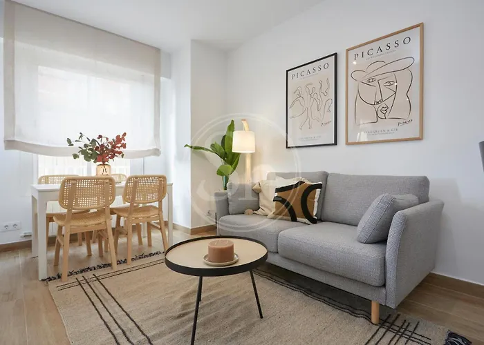 Hermoso Apartamento Junto A La Sagrada Familia