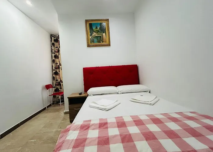 Hostal Granvia 628
