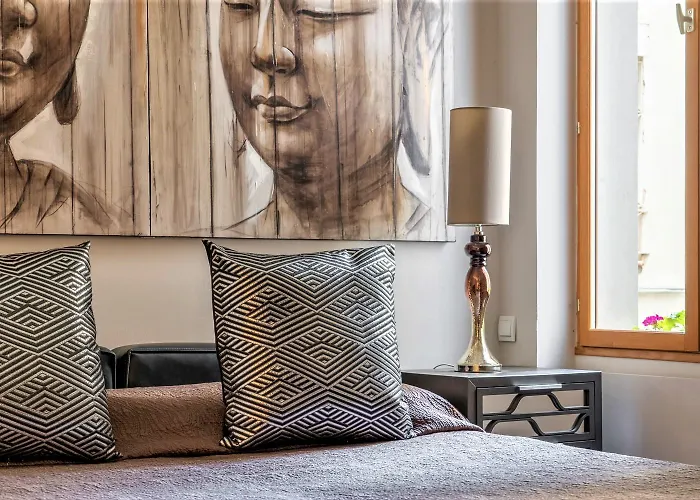 One Bedroom Apartment City Center