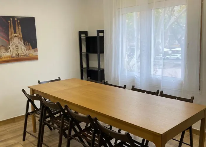 Apartamentos Tarradellas Sants Estació