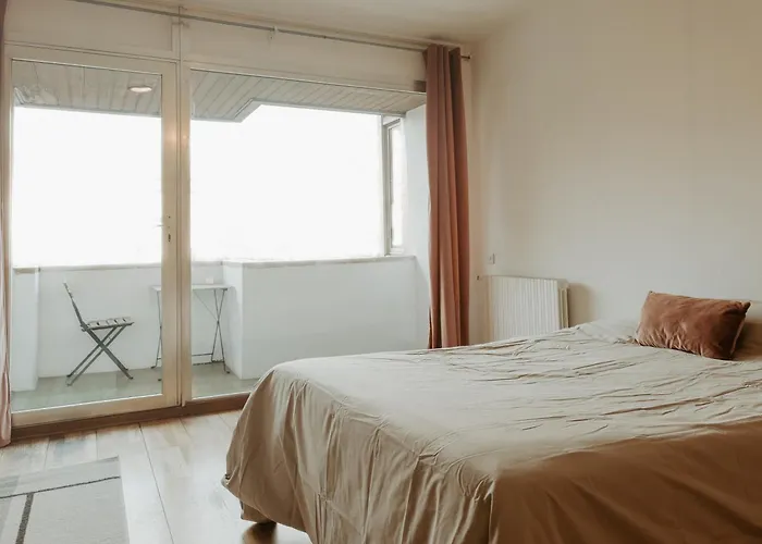 Lovely Rooms In Shared Apartment Gracia Neighborhood