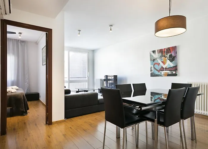 Uma Suites Bruc