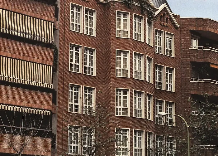 Hotel Gran Derby Suites, A Small Luxury Hotel Of The World