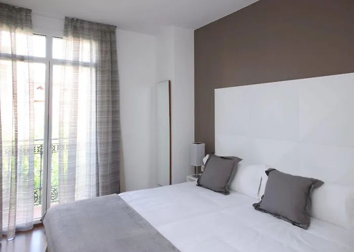 Mh Apartments Suites
