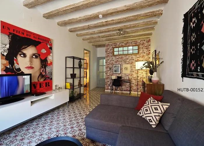 Almodovar Apartment