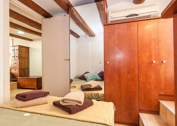 Bogatell Beach Stylish Loft
