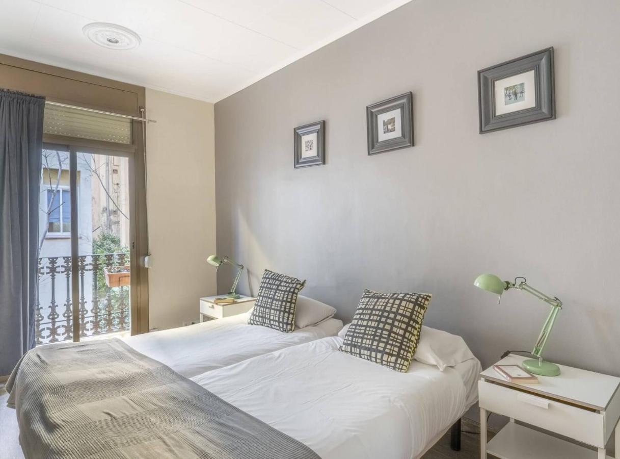 Margarit 4 Bedroom Apartamento *