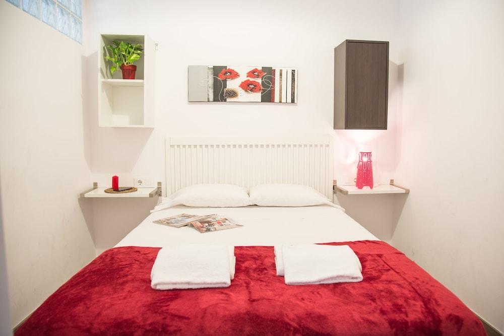 Hotel Apartamedntos St Pere Mitja 2 Barcelona