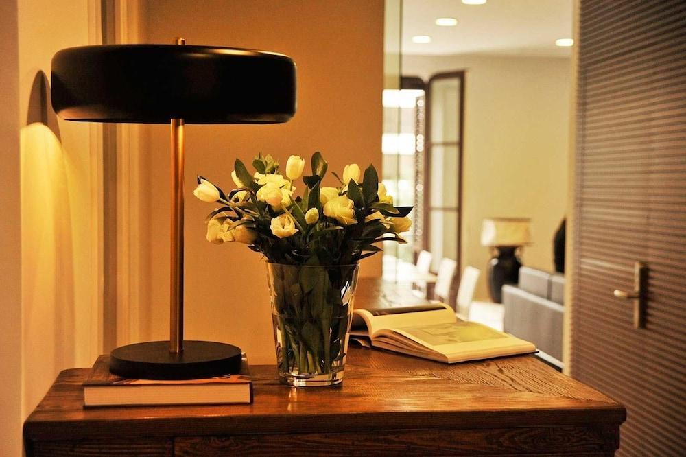 The 8 Boutique Bed & Breakfast