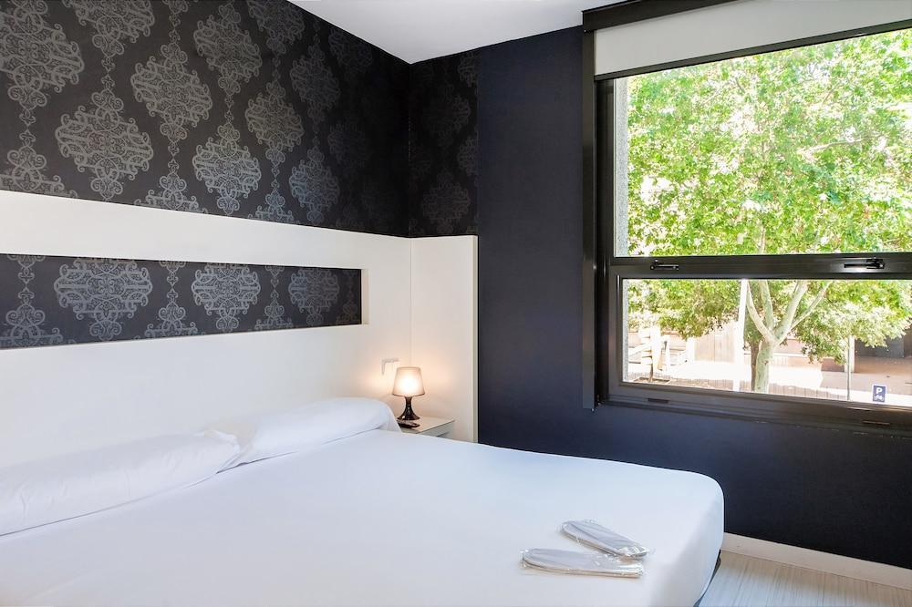Barna House Hotel
