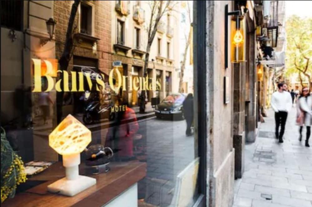 Banys Orientals 3*