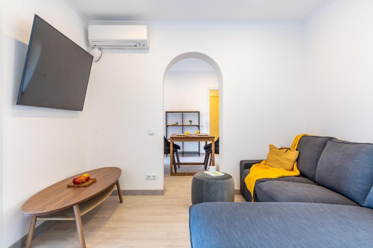 3BR - 2BH BEACHside Sunny&Spacious apartment Apartamento