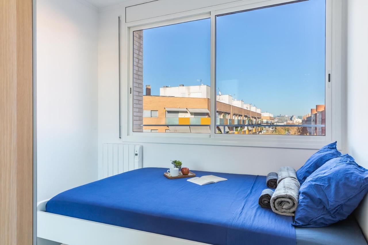 3BR - 2BH BEACHside Sunny&Spacious apartment *