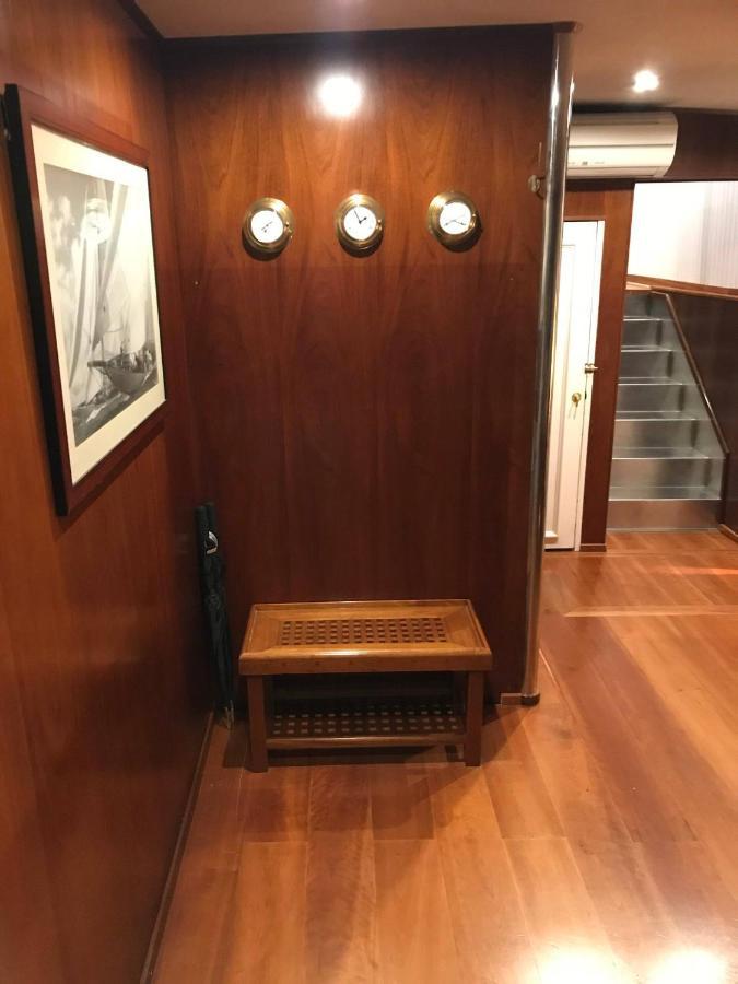 Toro Hotel en barco Barcelona