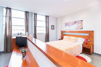 Hotel Ainb Eixample-muntaner Barcelona
