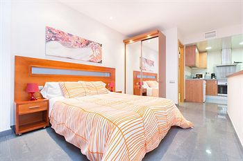 Ainb Eixample-muntaner Hotel