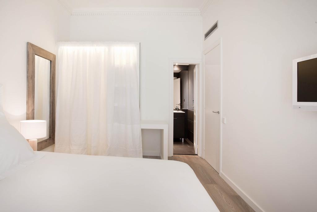 Casanova Charm 4bdr * Barcelona