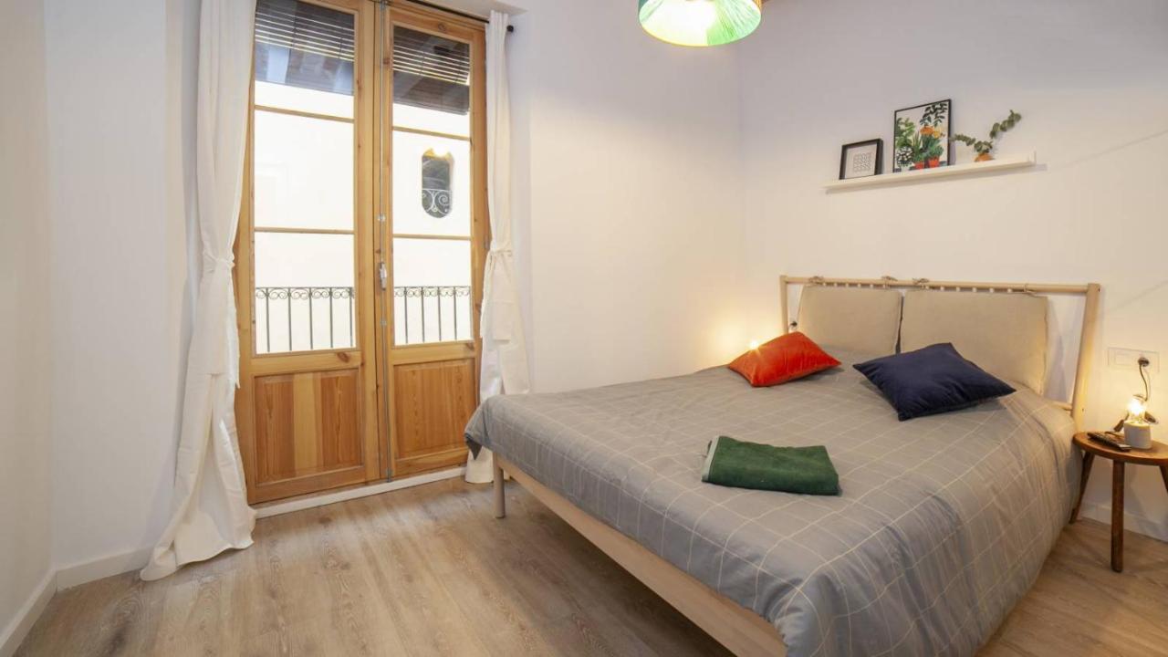 Chic Ramblas Apartment *