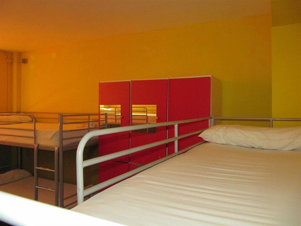 Hostel Onefam Les Corts