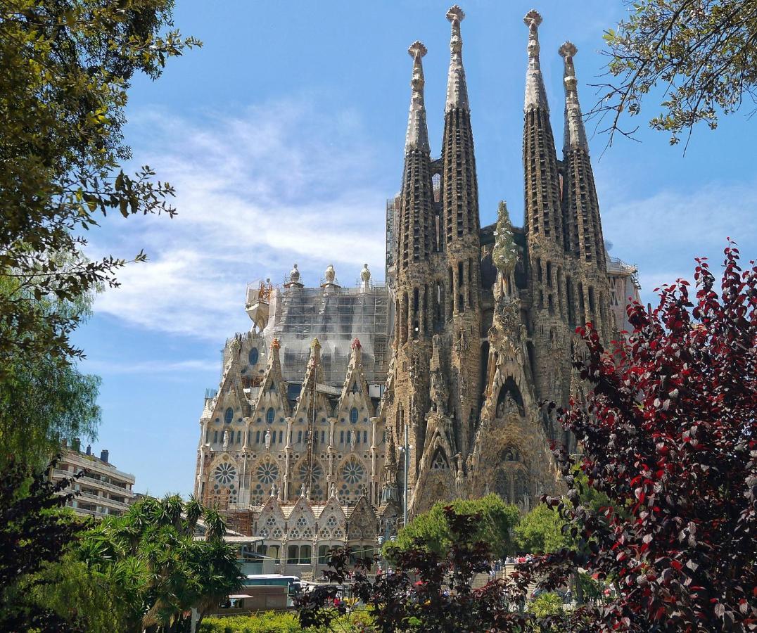 - Felip Ii * Barcelona