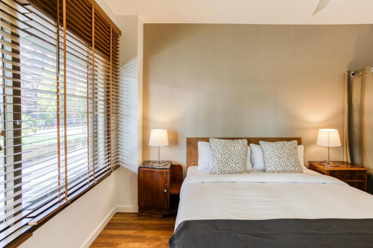 Apartamento Nice And Cozy 4 Bedroom In Sants-montjuic Bcn