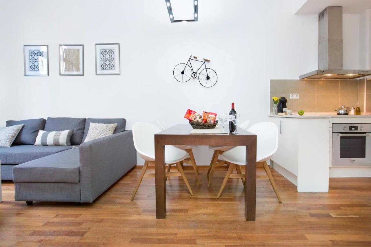 U-nique Balmes Apartamento *