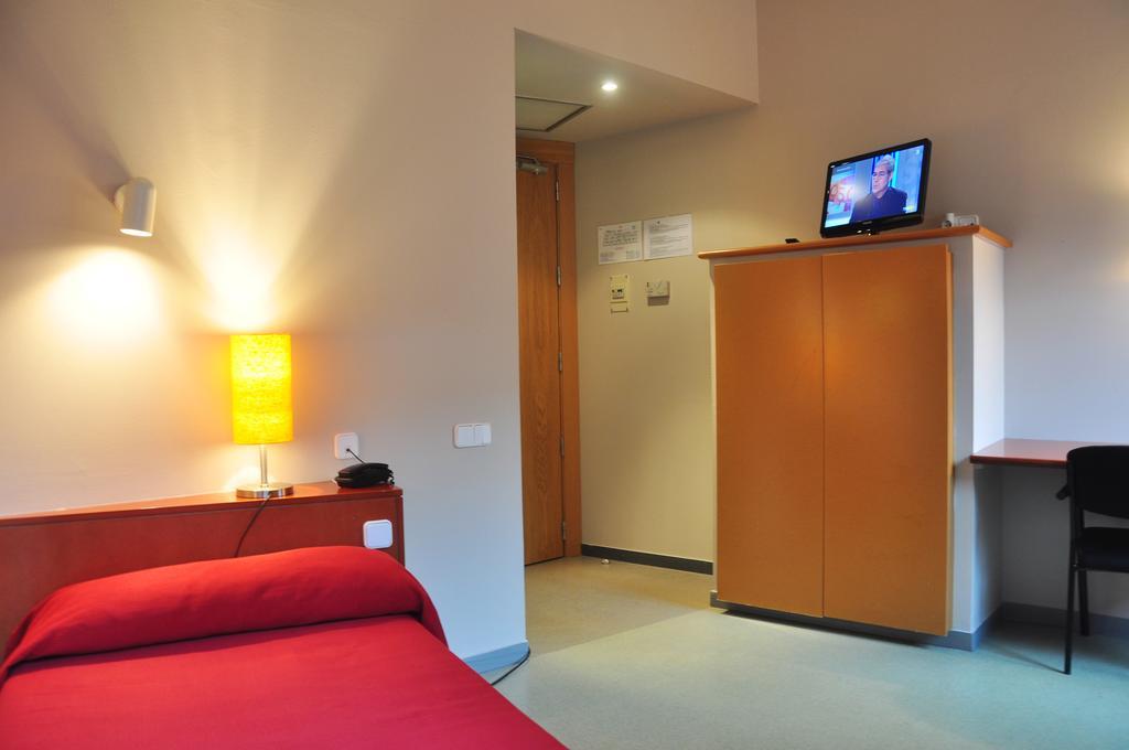Residencia D'investigadors Hostal Barcelona