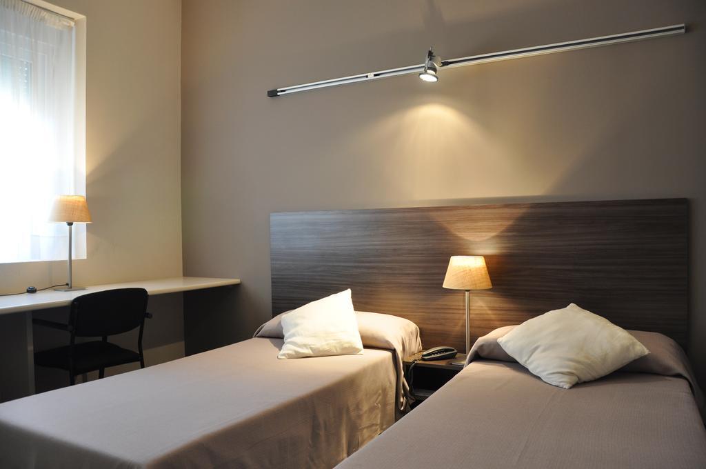 Residencia D'investigadors Hostal Barcelona