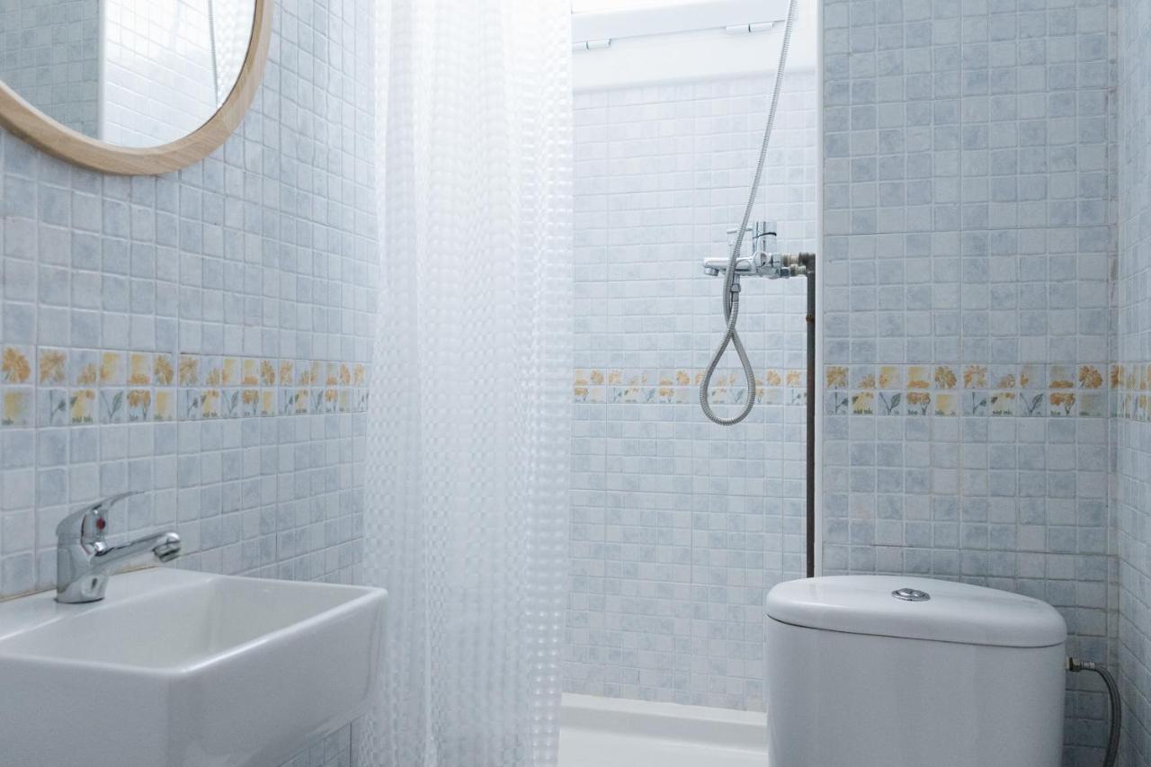 Sunny And Modern Ideal For Groups Apartamento Barcelona