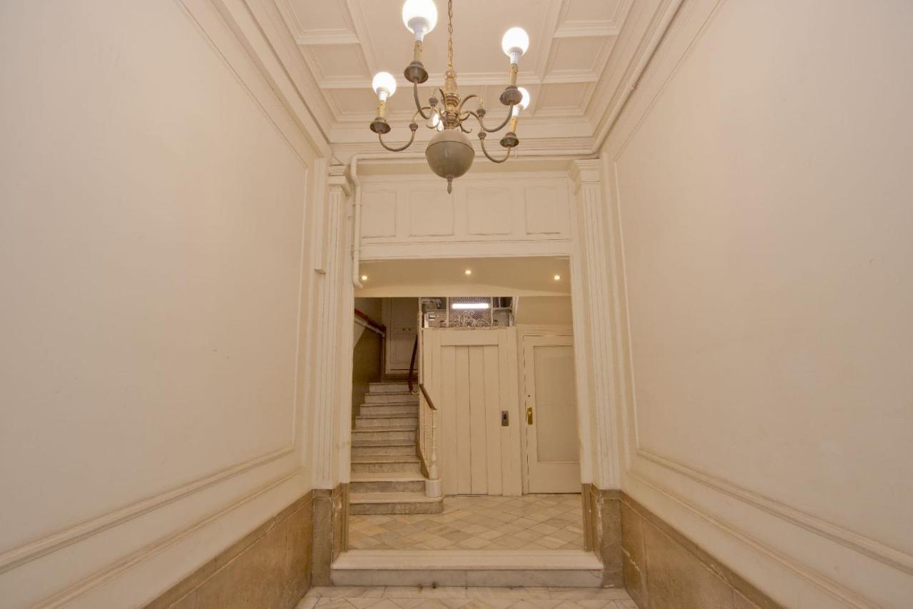 Centre