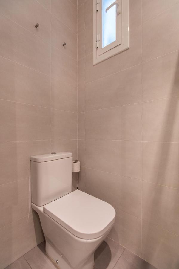 Apartment Pere Serafi 2 Bedroom Barcelona