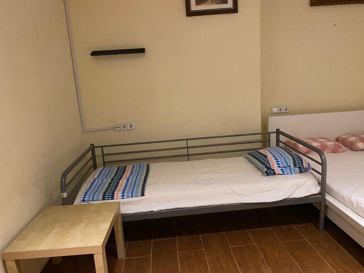 Granvia 628 Hostal *