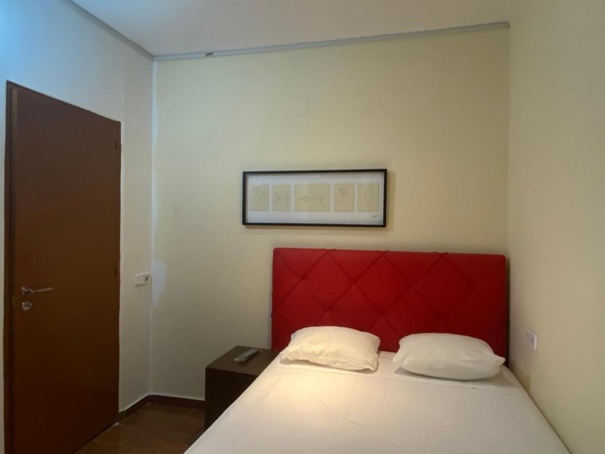 Hostal Granvia 628
