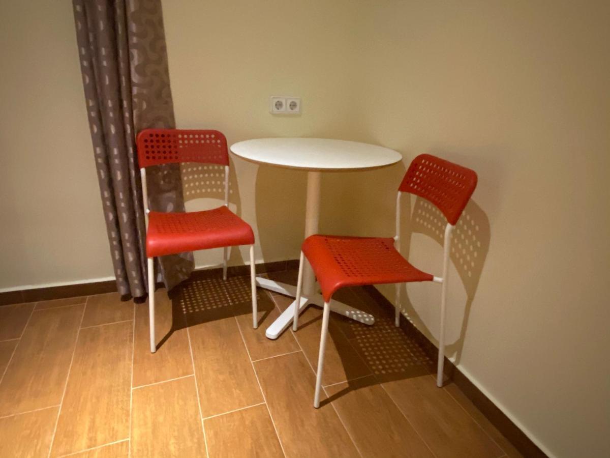 Hostal Granvia 628