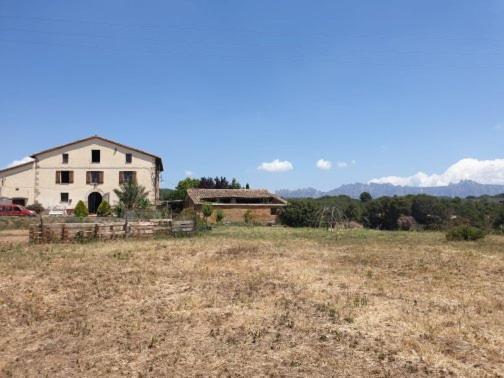 Casa rural Masia Cal Lari Barcelona