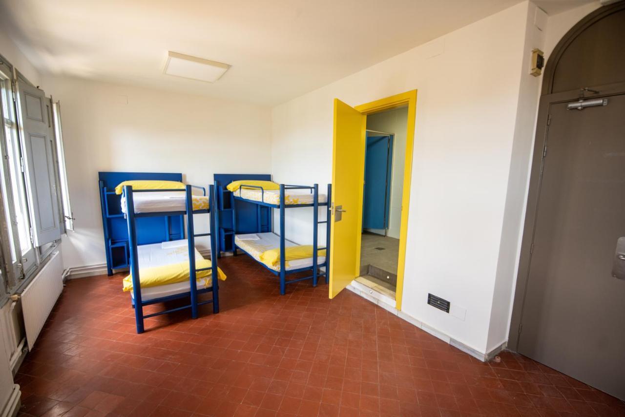 Xanascat Hostal *