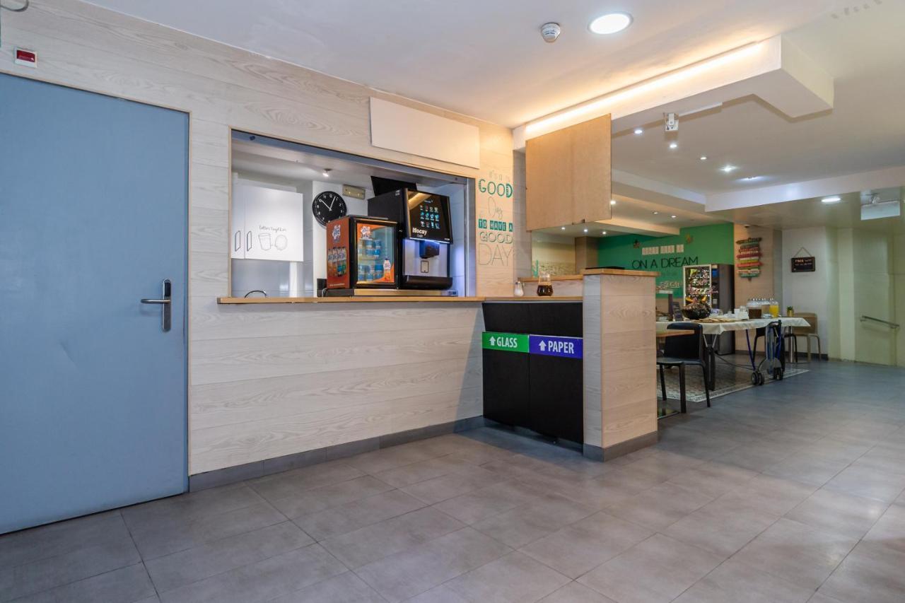 Sun&moon Hostal Barcelona