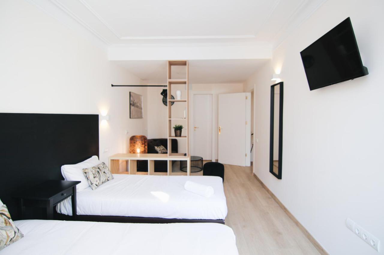 Apartment Ha Balmes Terrace Barcelona