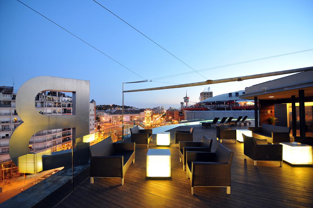 B Hotel