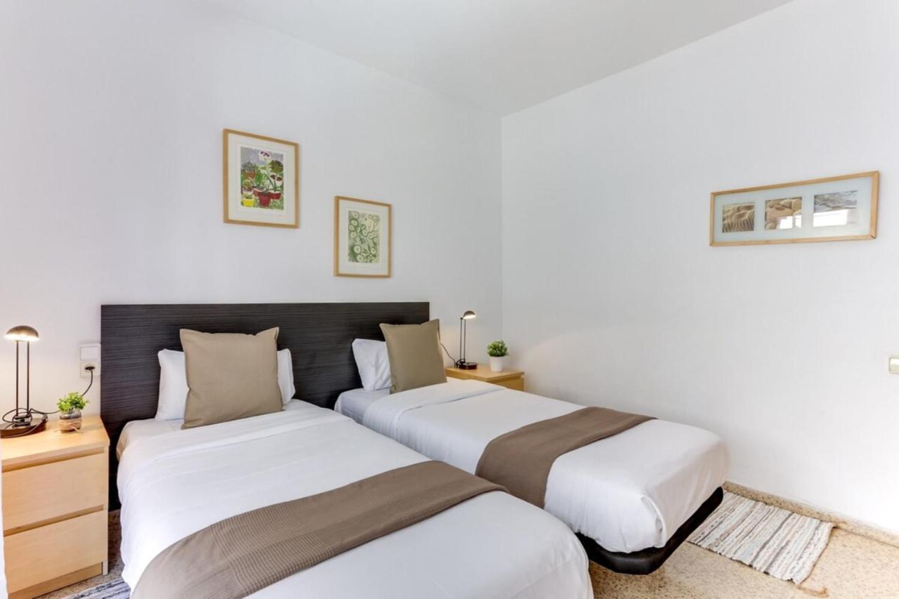 Bright And Spacious 3 Bedroom Close To The Beach Barcelona