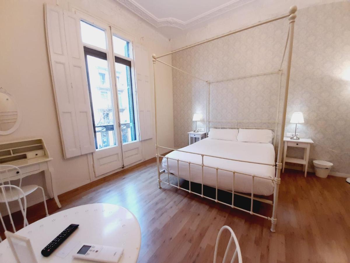 Pensión Lumine Luxury By Gaiarooms 2*