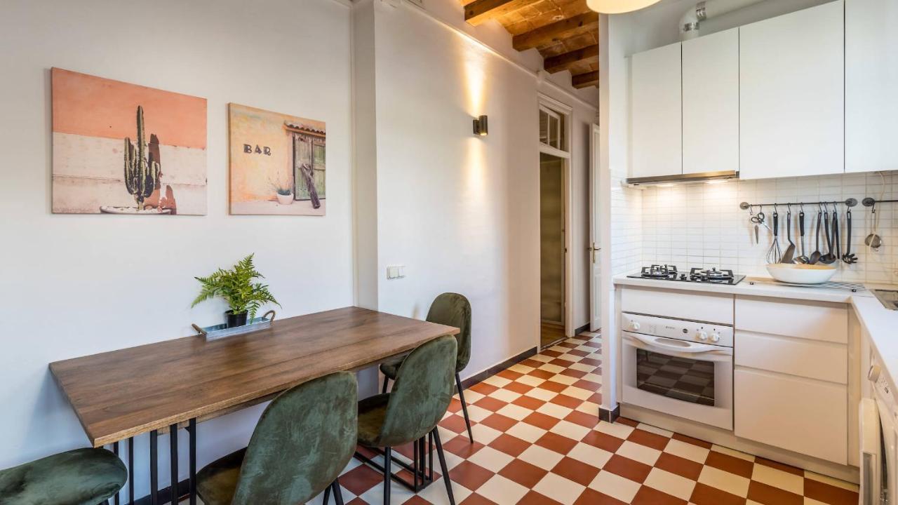 21per3 - Cozy In De Gracia *