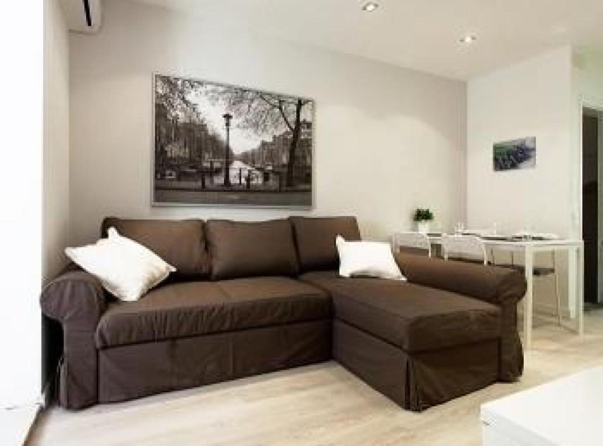 Mab2 - Mab2 - Apt At Street Level With Private Terrace Apartment Barcelona