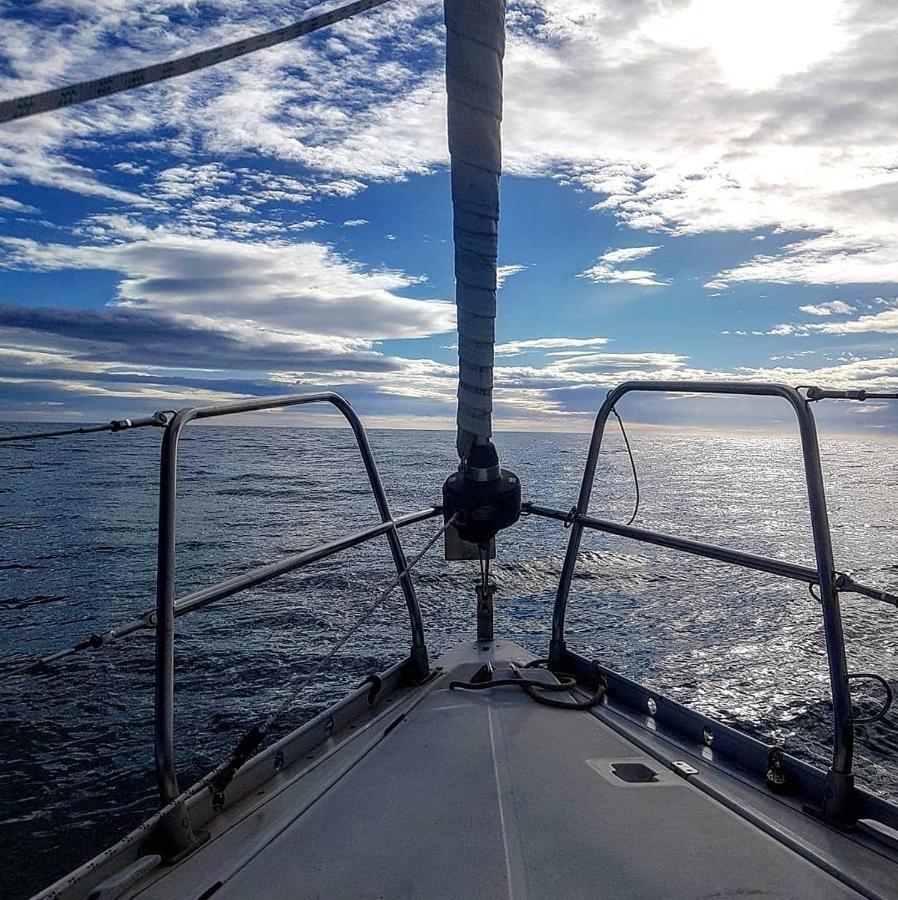Velero En Port Forum Sail Boat Hotel en barco