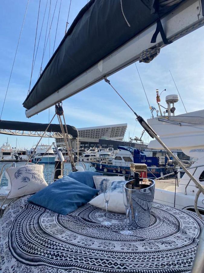 Velero En Port Forum Sail Boat Botel Barcelona