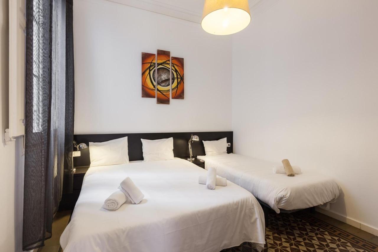 Key Plaza Universidad - Gran Via Apartamento