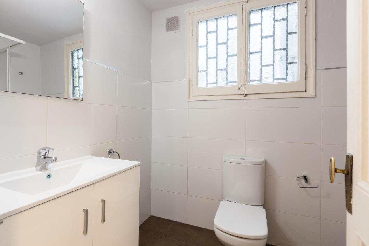 Key Plaza Universidad - Gran Via Apartamento