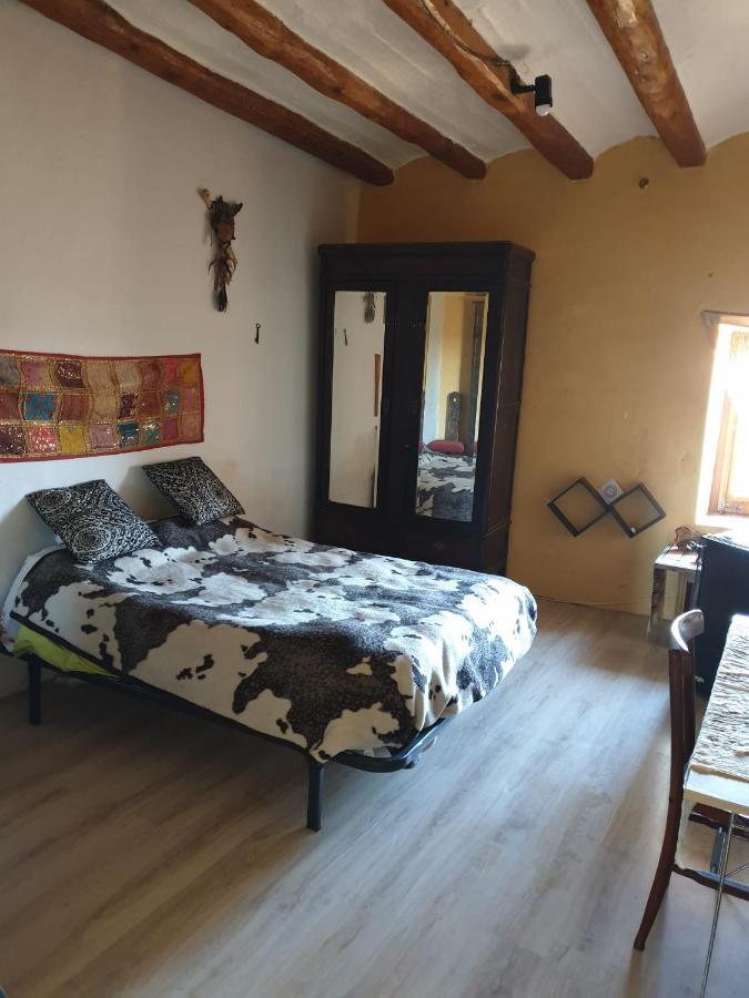 Masia Cal Lari Barcelona