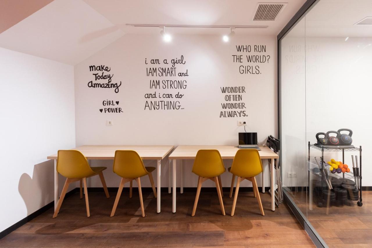 Hostel Hostelle - Women Only Barcelona