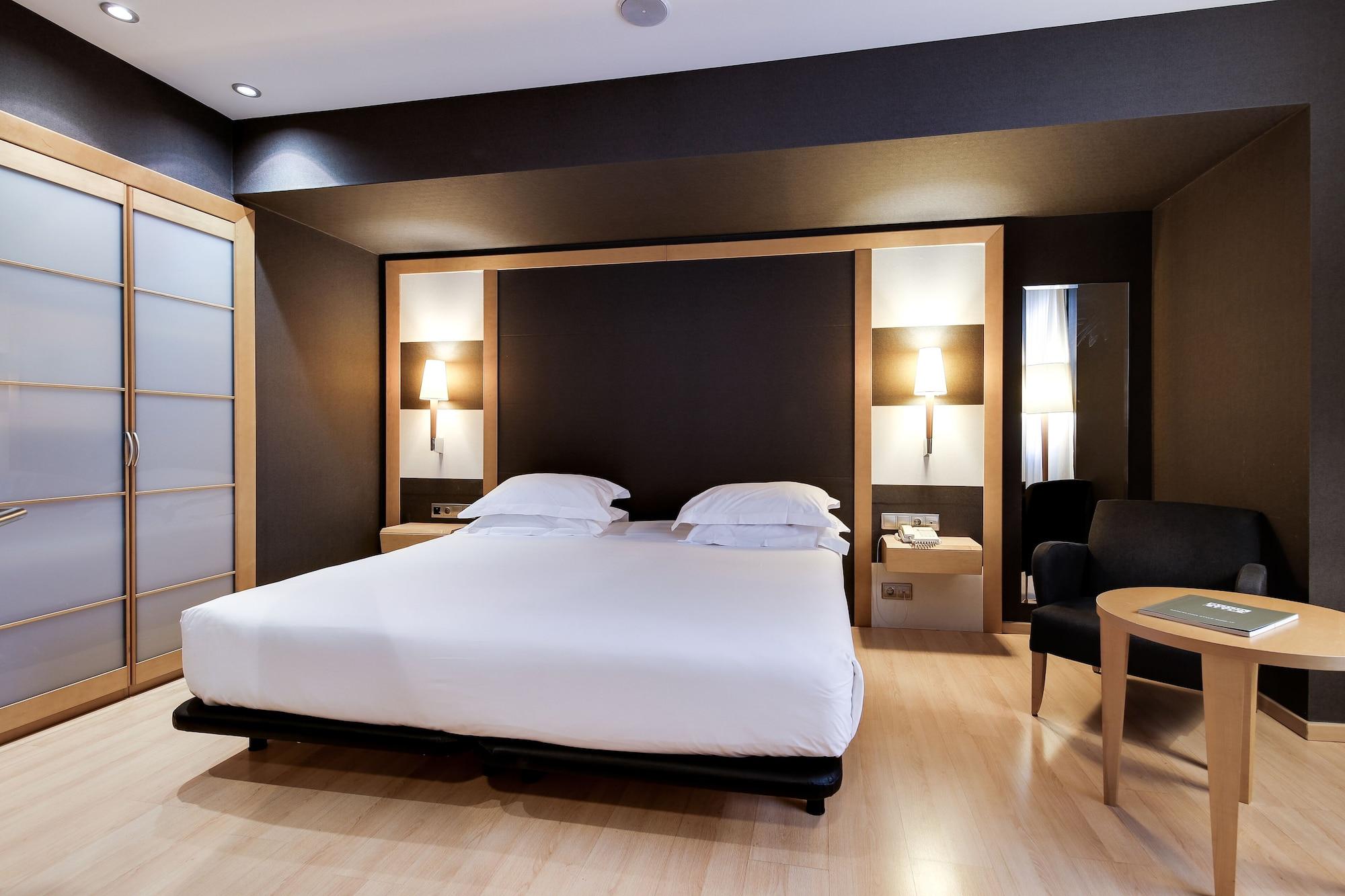 Universal Hotel